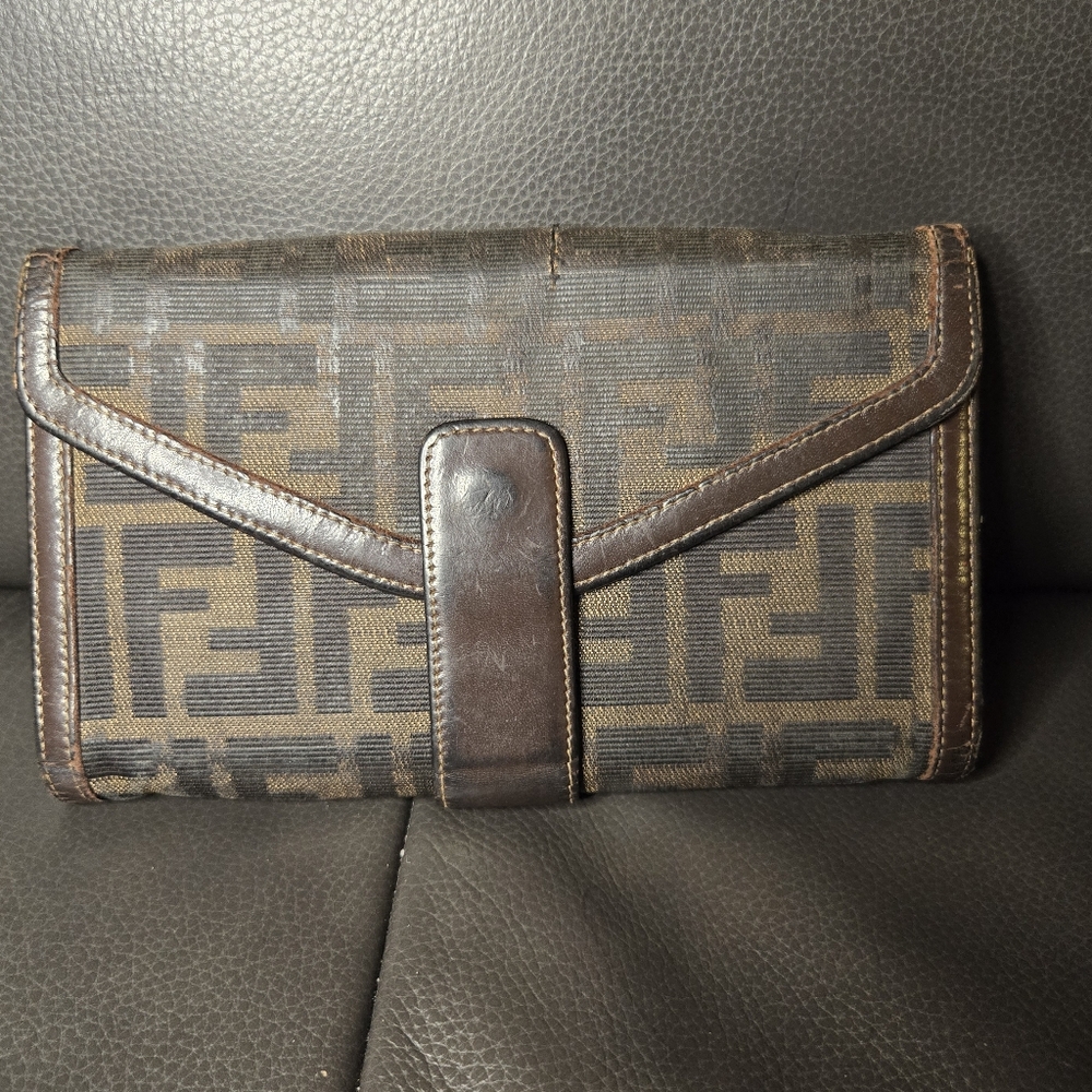 ⚡️Sale⚡️ Fendi Organizer (Flawed)